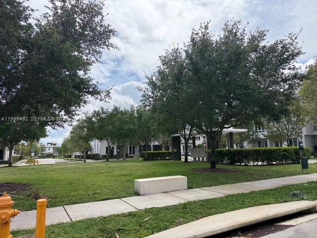 LANDMARK AT DORAL - Residential