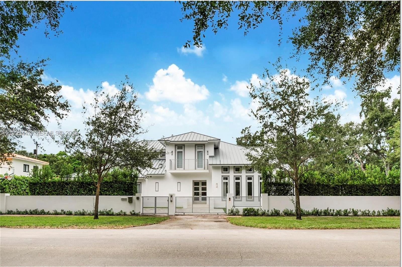 CORAL GABLES RIVIERA SEC - Residential