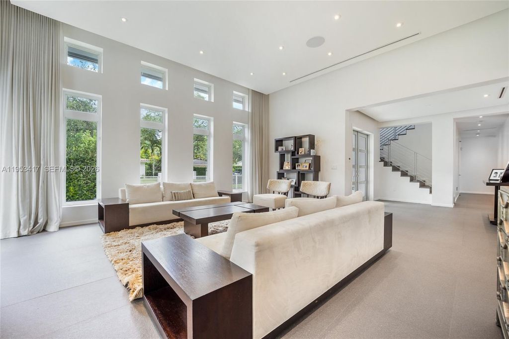 Photo of 6900 Barquera St, Coral Gables, FL 33146 (MLS # A11953417)