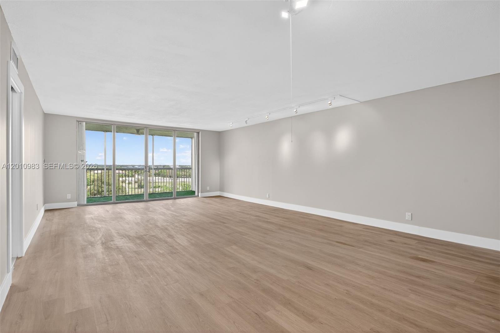 NO 50 PALM-AIRE COUNTRY C - Residential