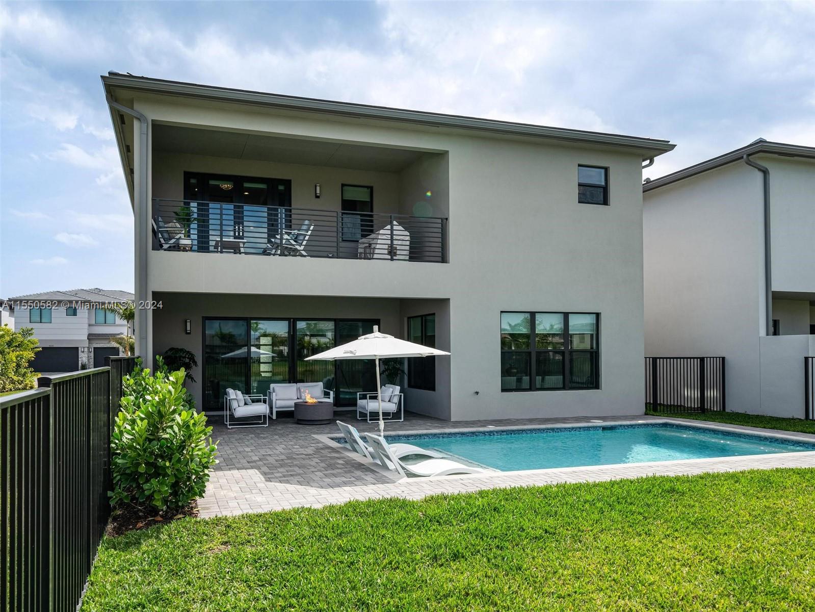 LOTUS PALM - Residential