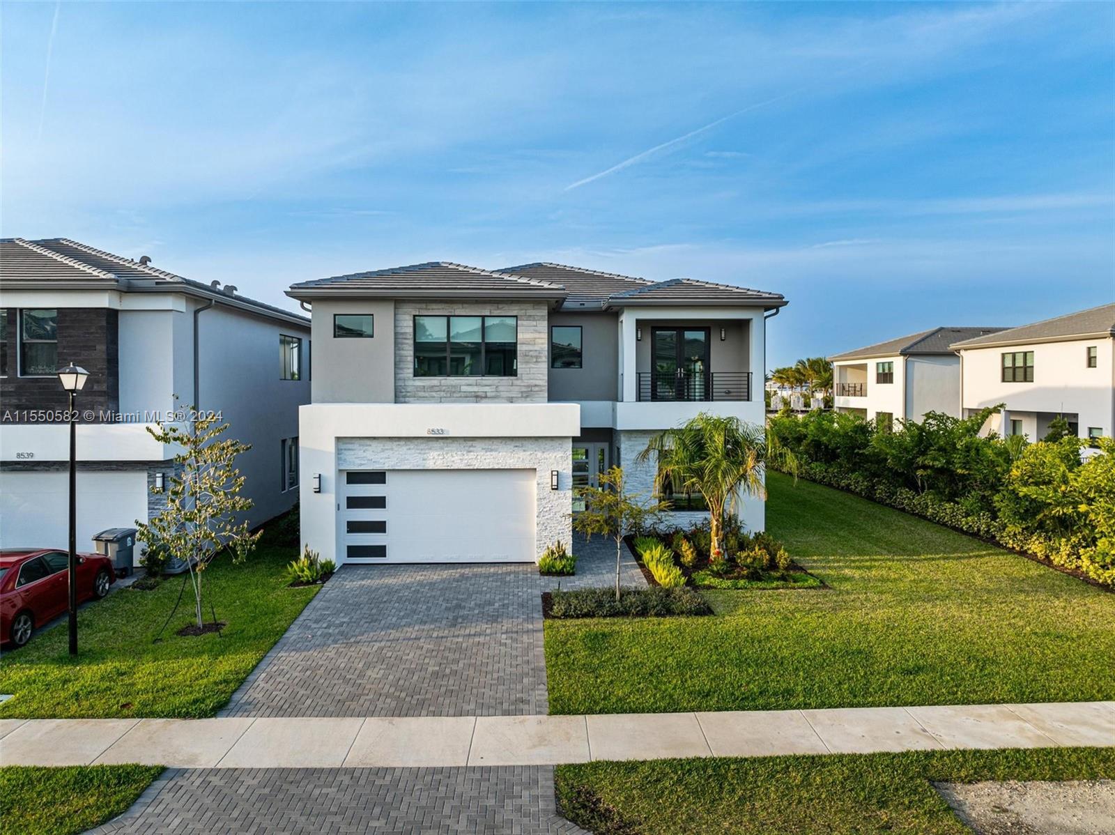 LOTUS PALM - Residential