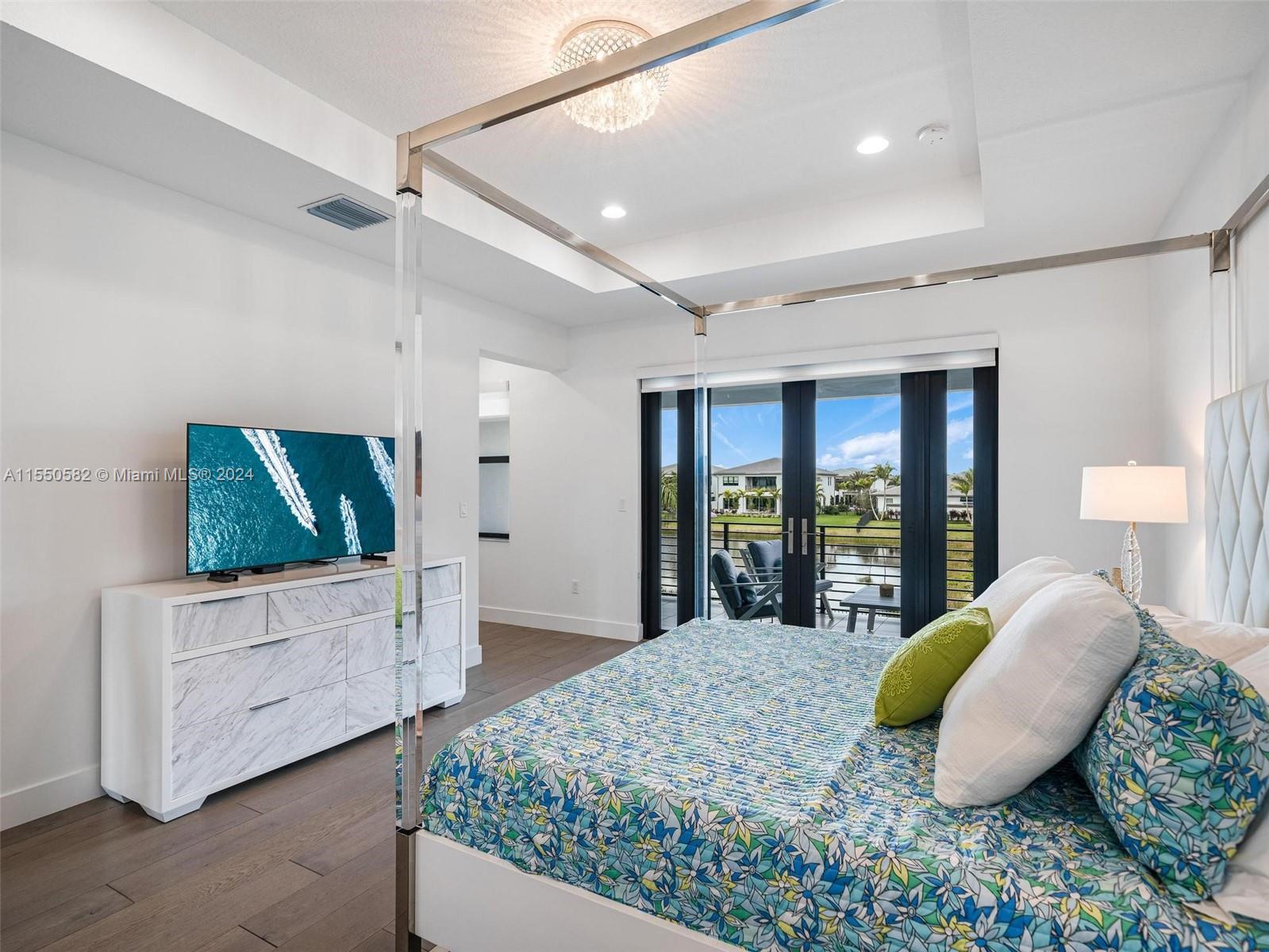LOTUS PALM - Residential