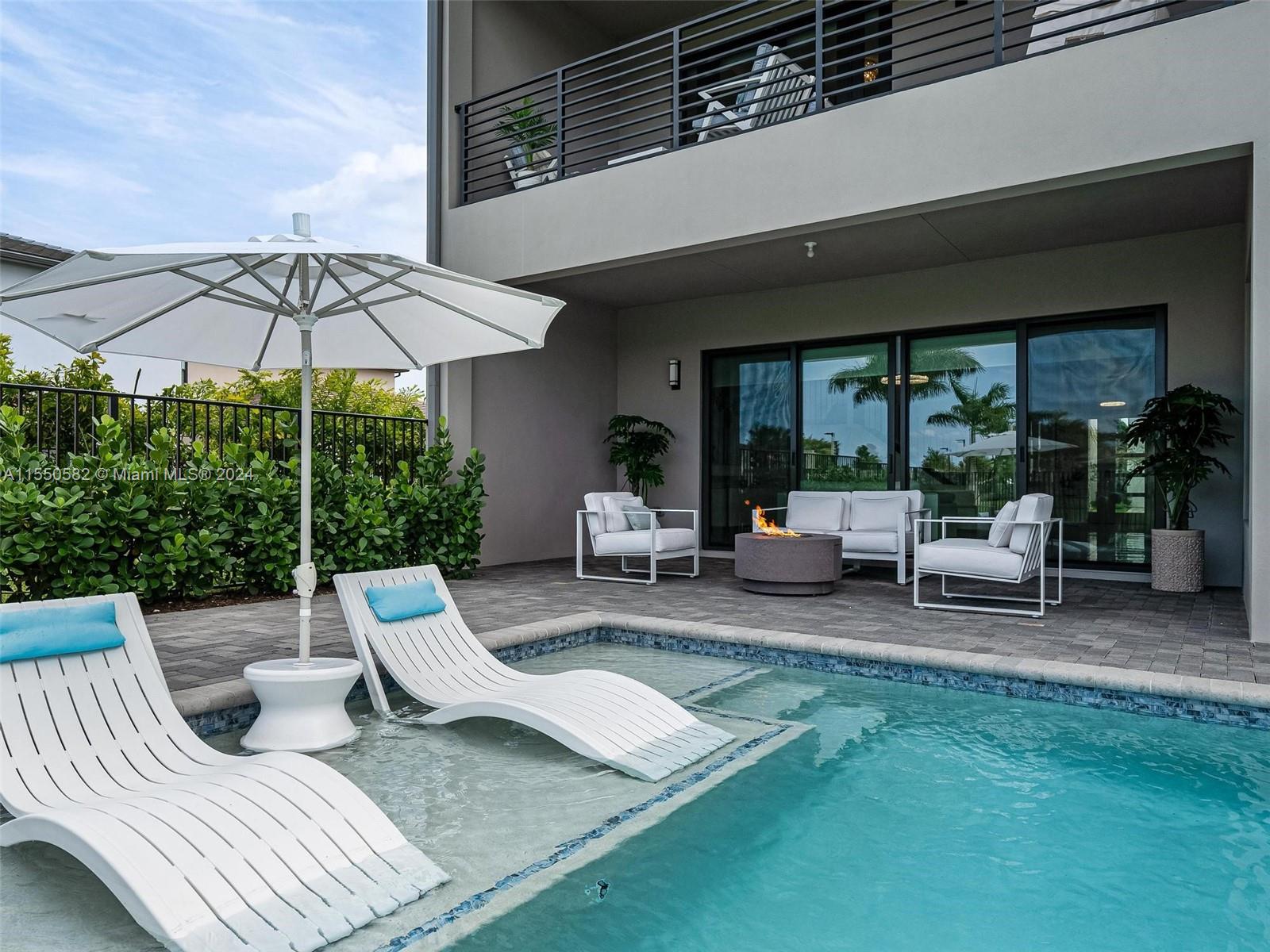 LOTUS PALM - Residential