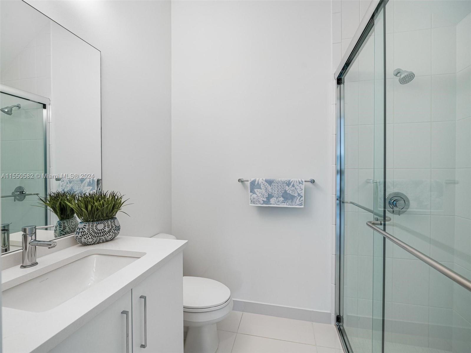 LOTUS PALM - Residential