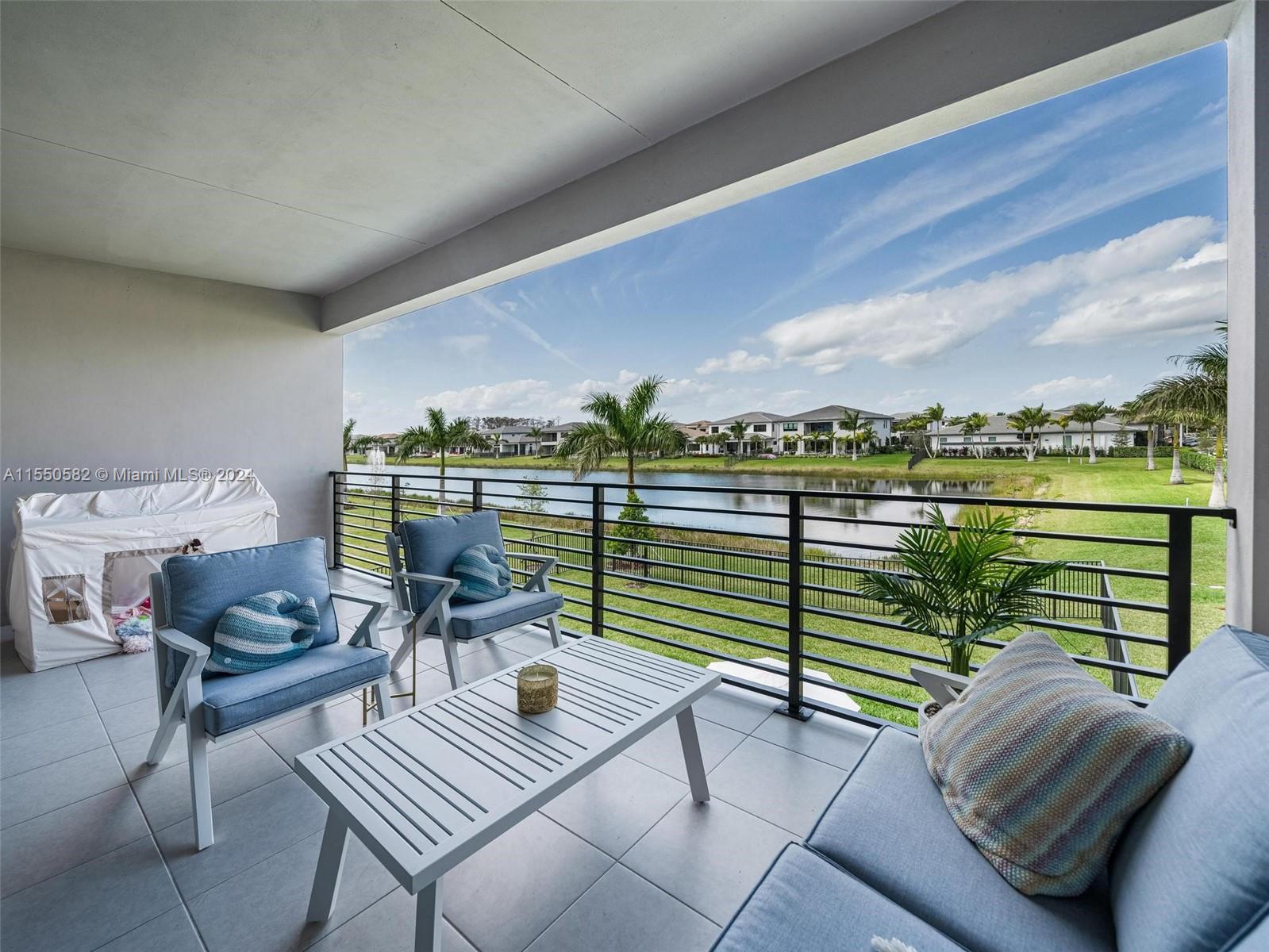 LOTUS PALM - Residential