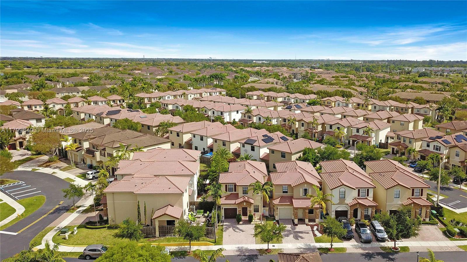 TRELLIS AT BAYSHORE - Residential