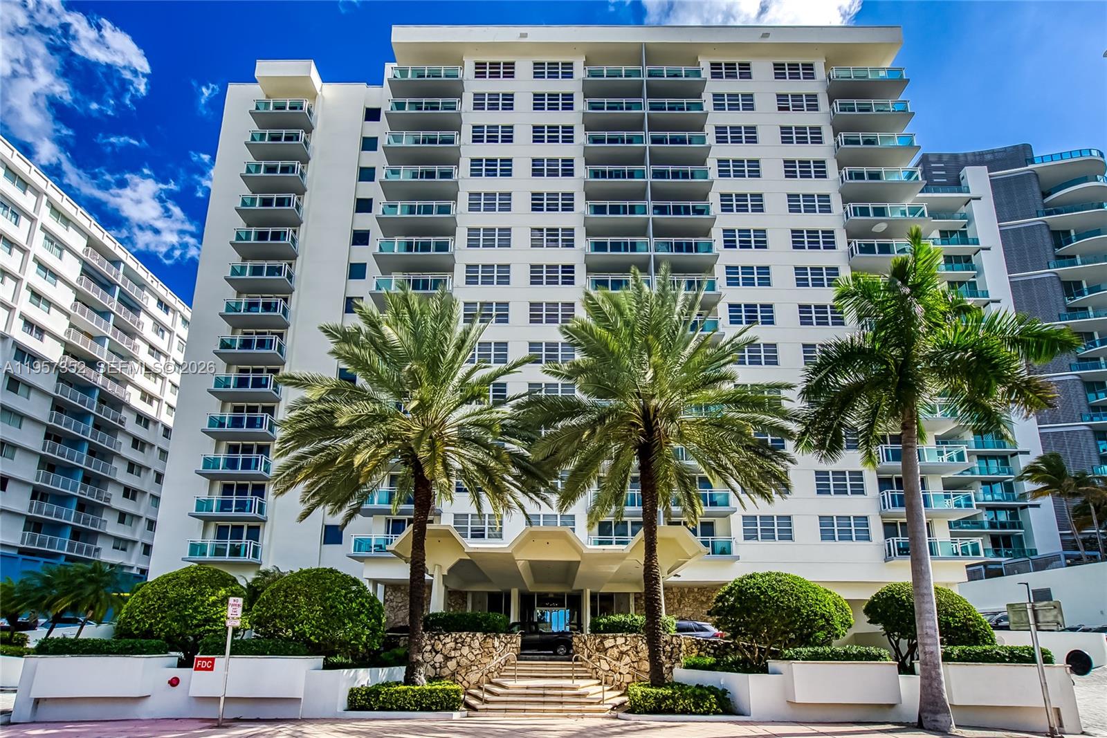 THE COLLINS CONDO - Residential Lease