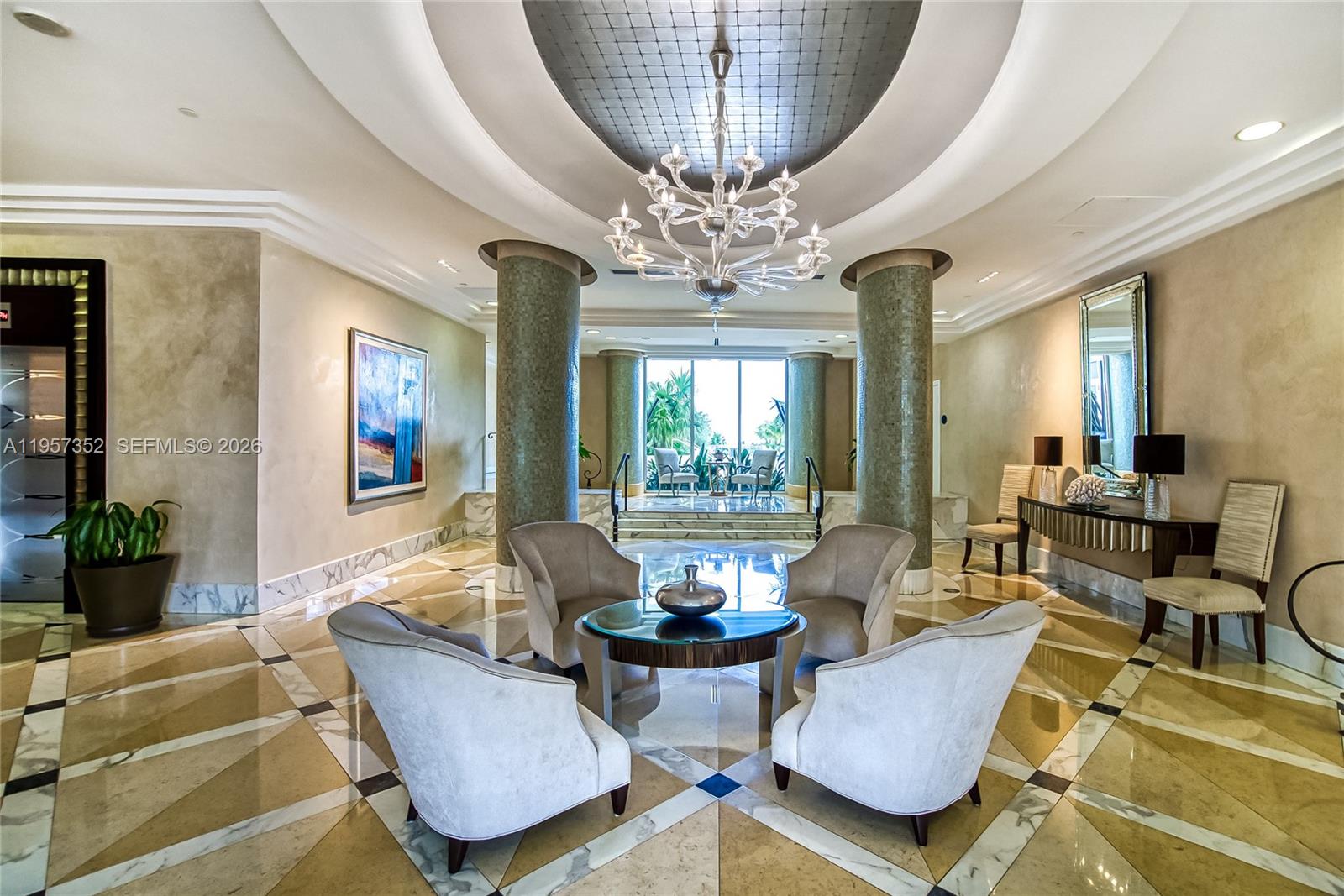 THE COLLINS CONDO - Residential Lease