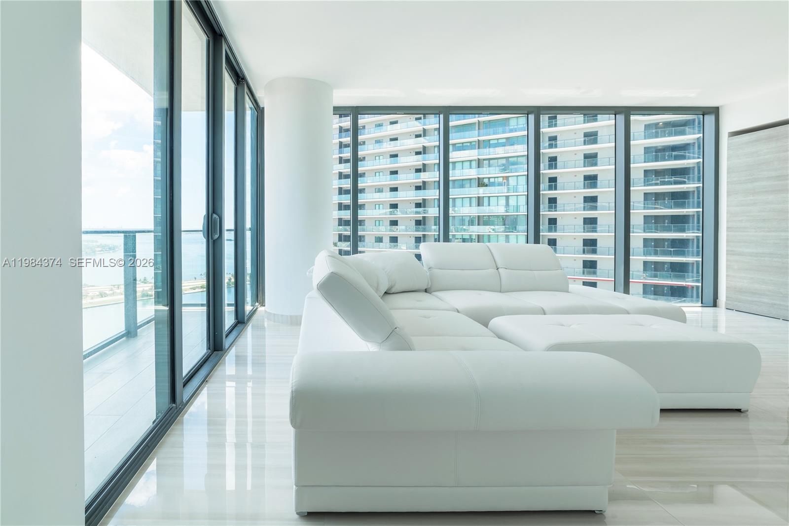 PARAISO BAY CONDO - Residential Lease