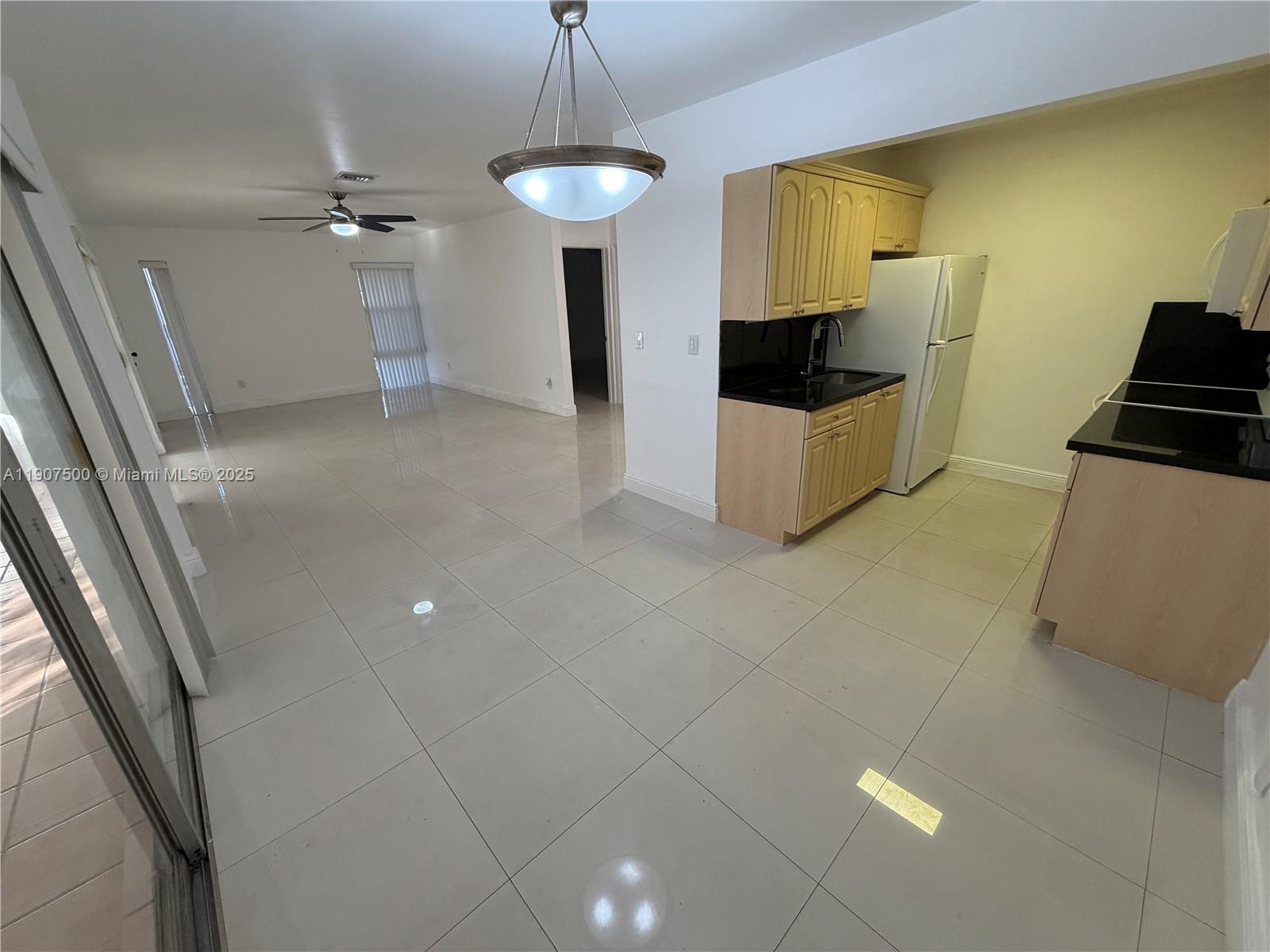 CORAL GABLES SEC B - Residential Lease