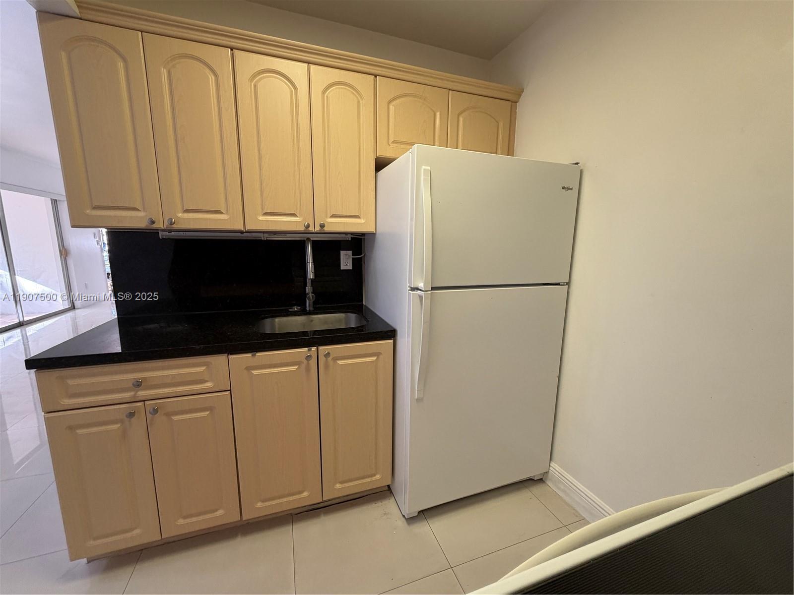 CORAL GABLES SEC B - Residential Lease