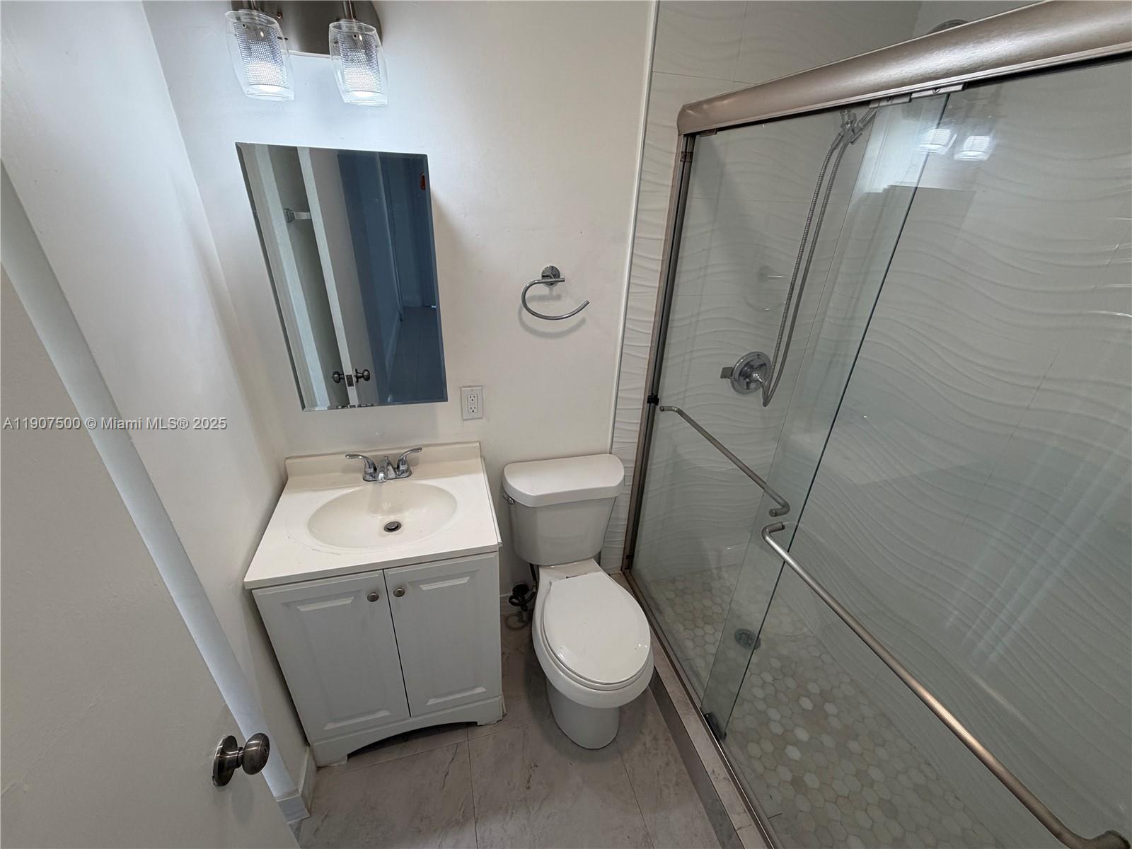 CORAL GABLES SEC B - Residential Lease