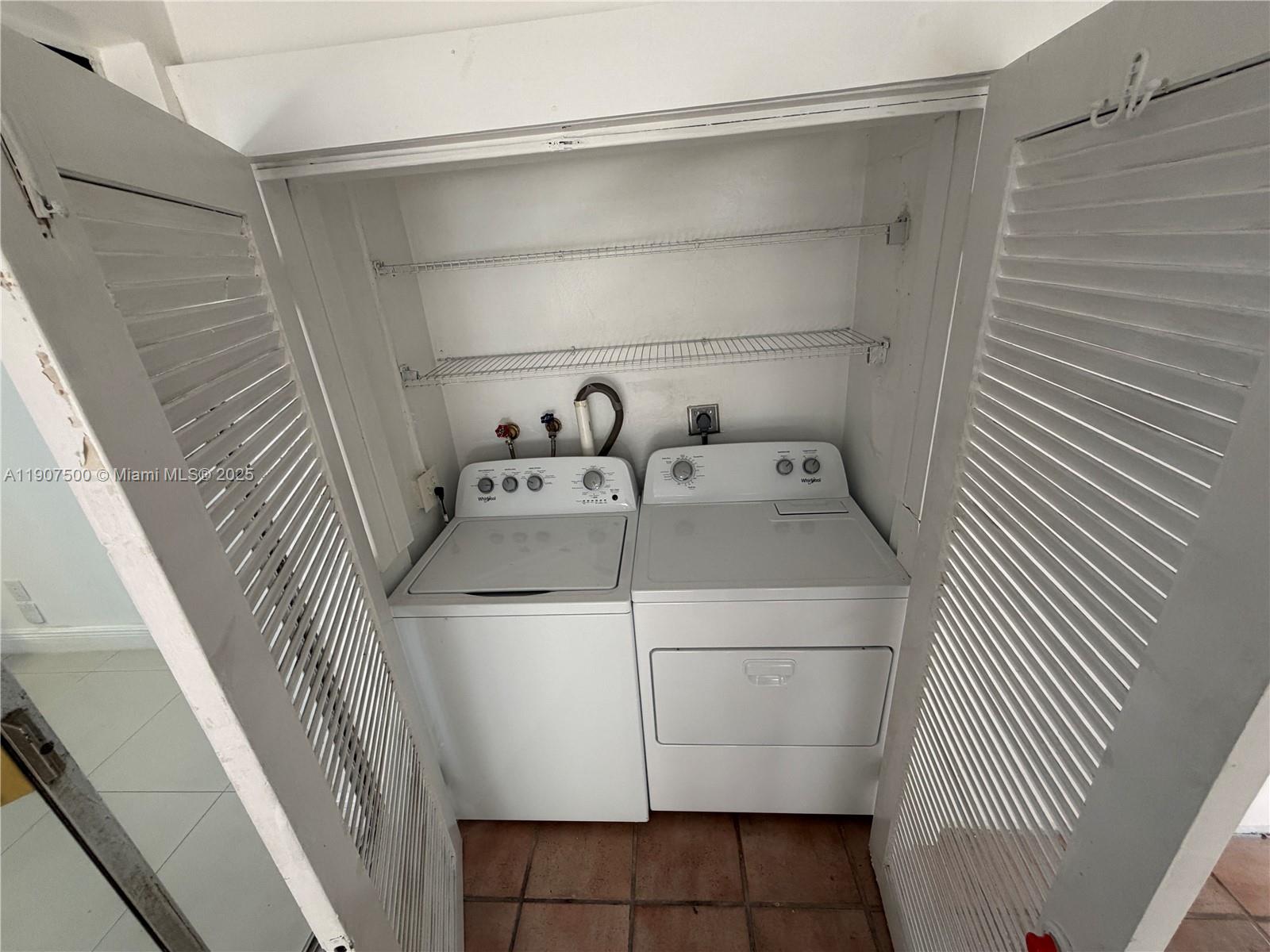 CORAL GABLES SEC B - Residential Lease