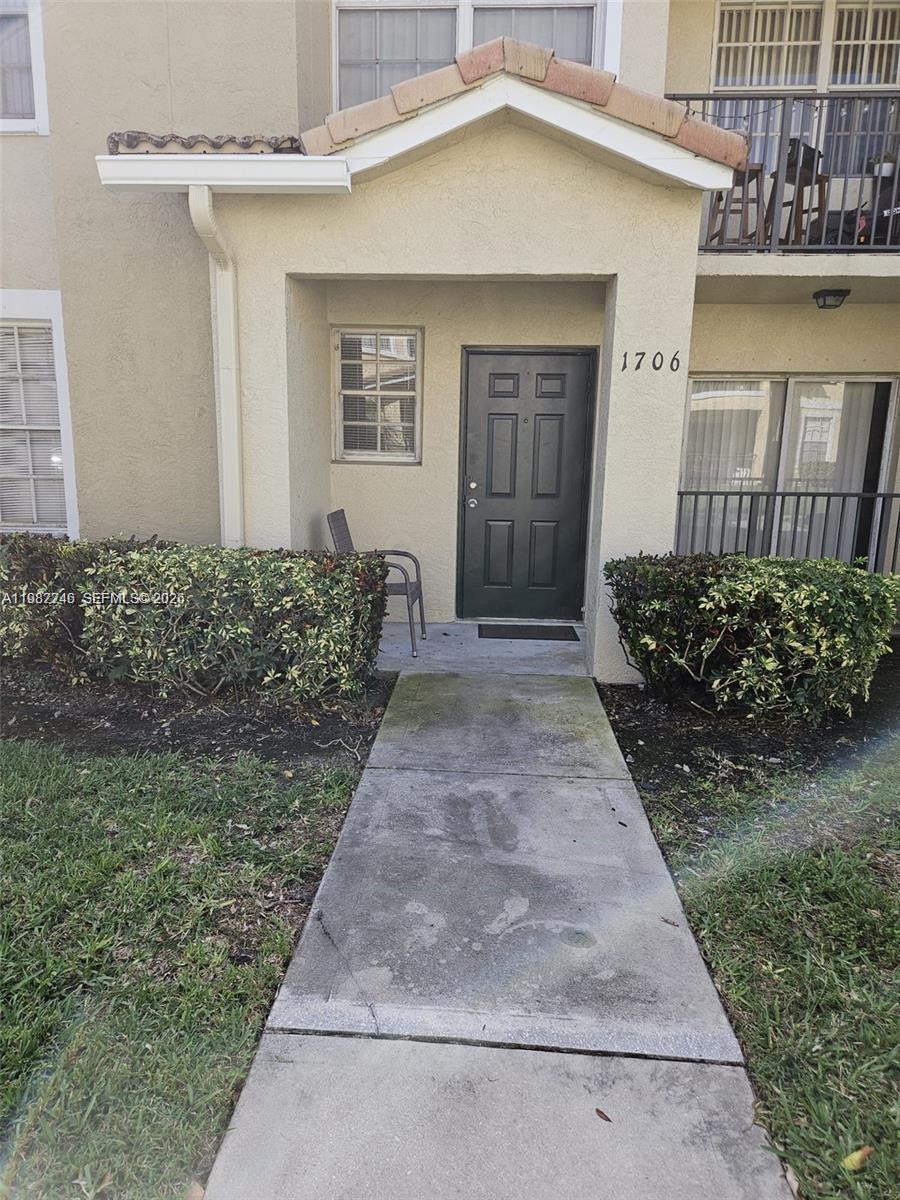 BELMONT AT NORTH LAUDERDA - Residential Lease
