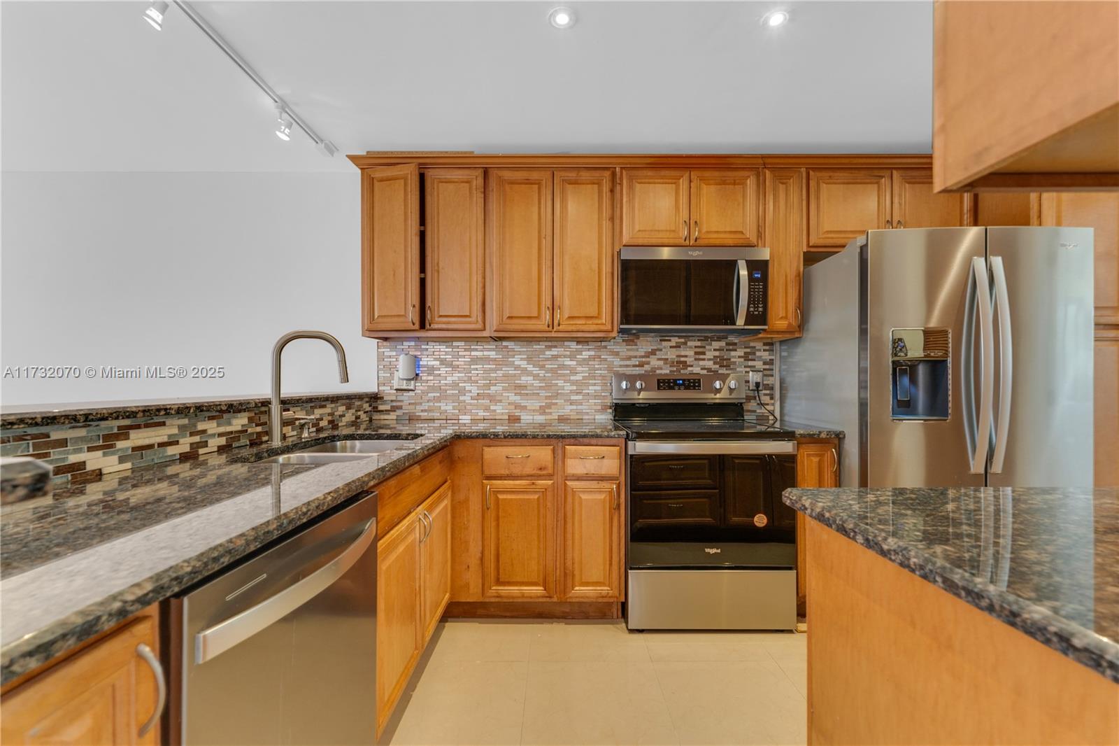 1182 N University Dr