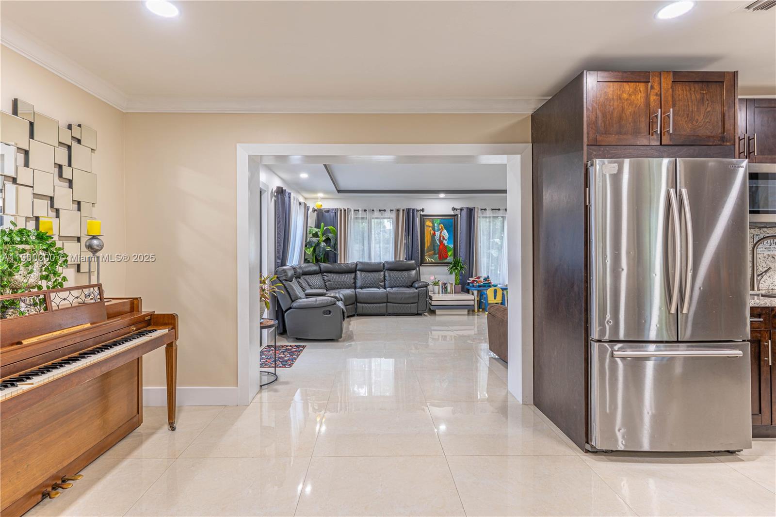 SCOTT LAKE MANOR SEC 8 - Residential