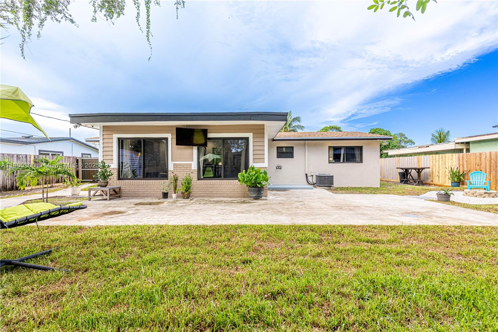 SCOTT LAKE MANOR SEC 8 - Residential