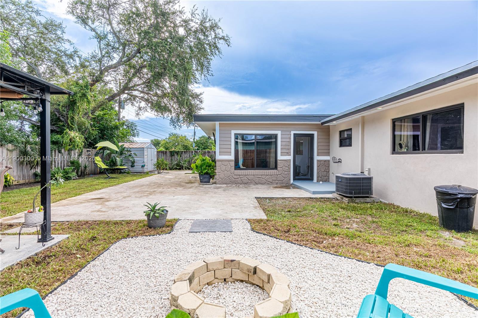 SCOTT LAKE MANOR SEC 8 - Residential