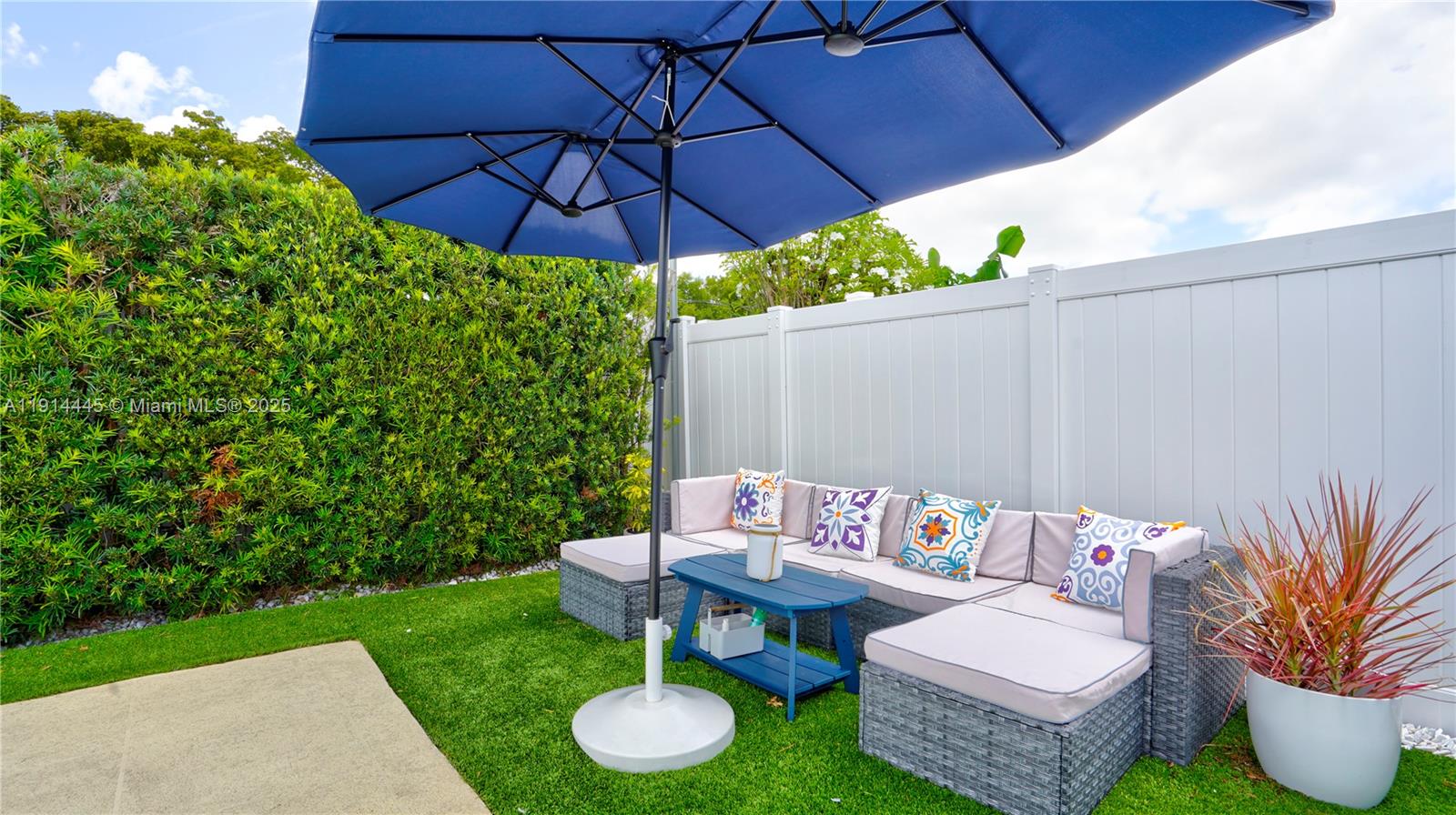 DARLINGTON MANOR 1ST ADDN - Residential