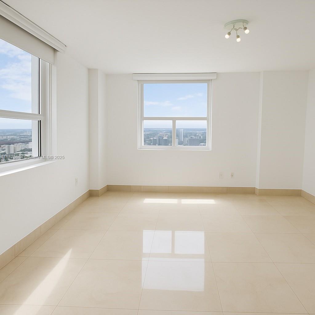 THE PENINSULA II CONDO - Residential