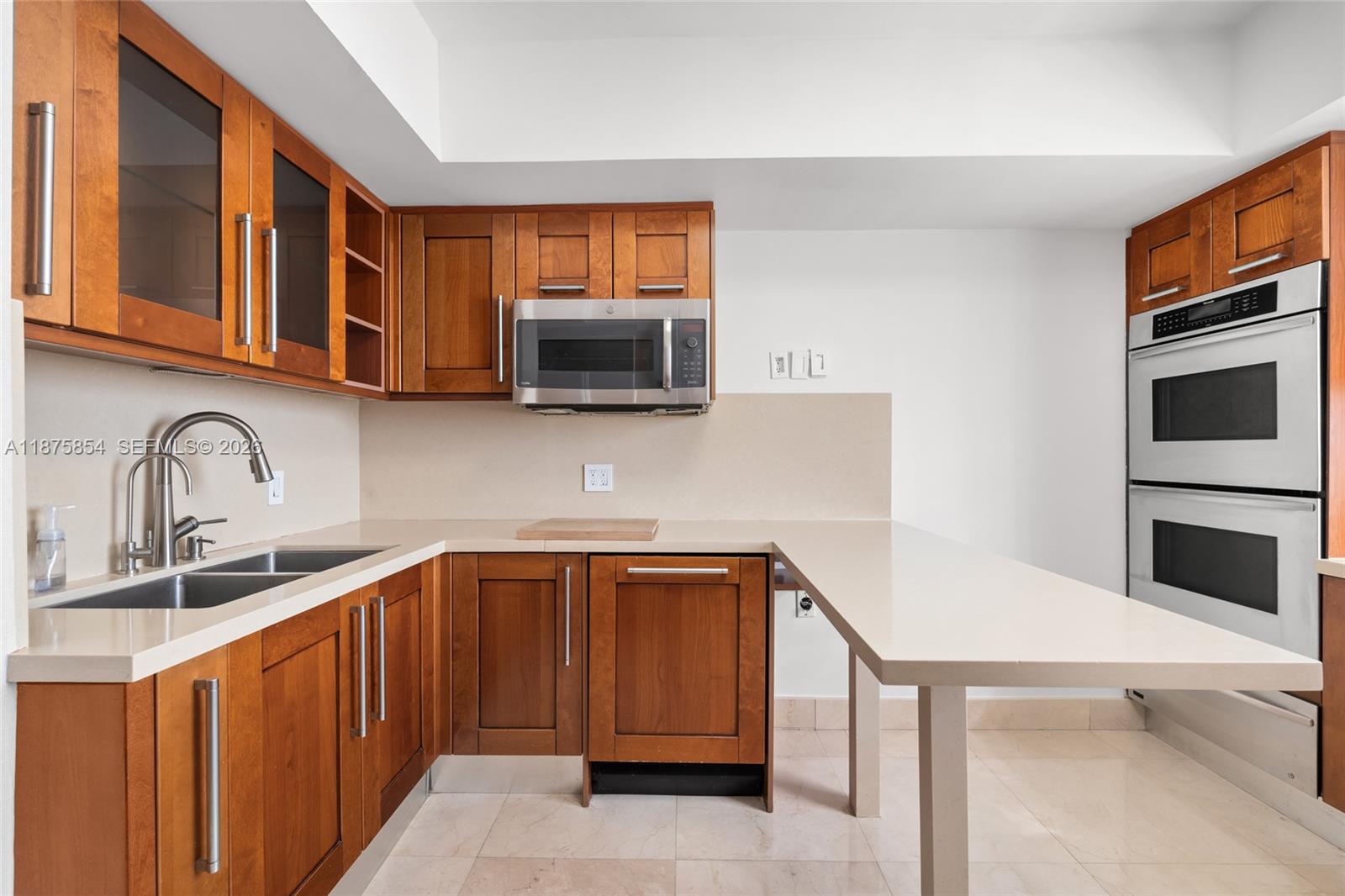 THE PENINSULA II CONDO - Residential