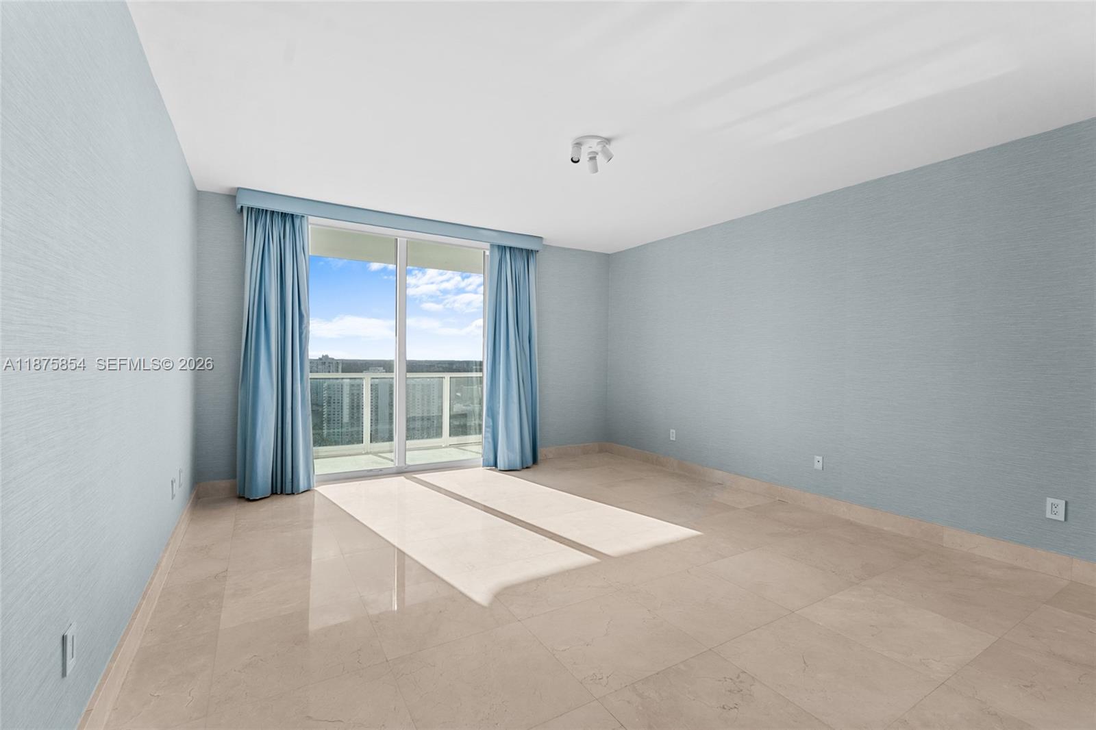 THE PENINSULA II CONDO - Residential