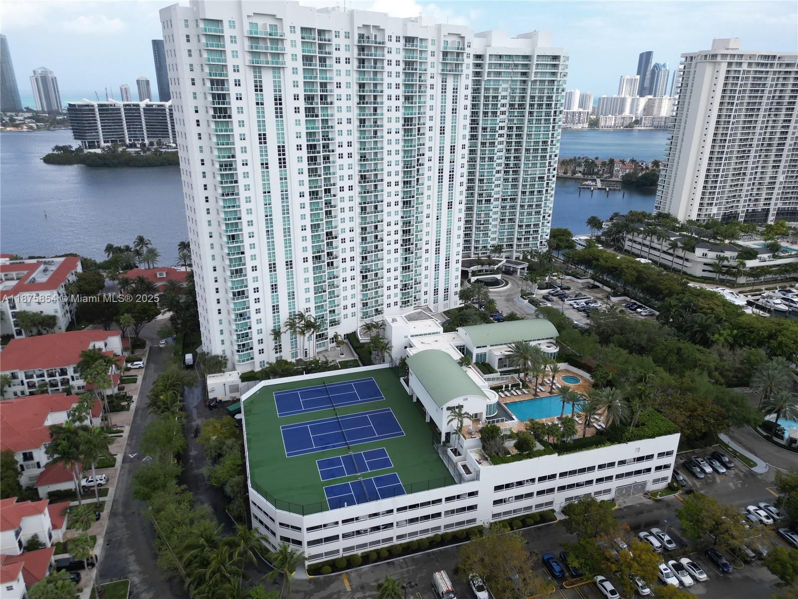 THE PENINSULA II CONDO - Residential