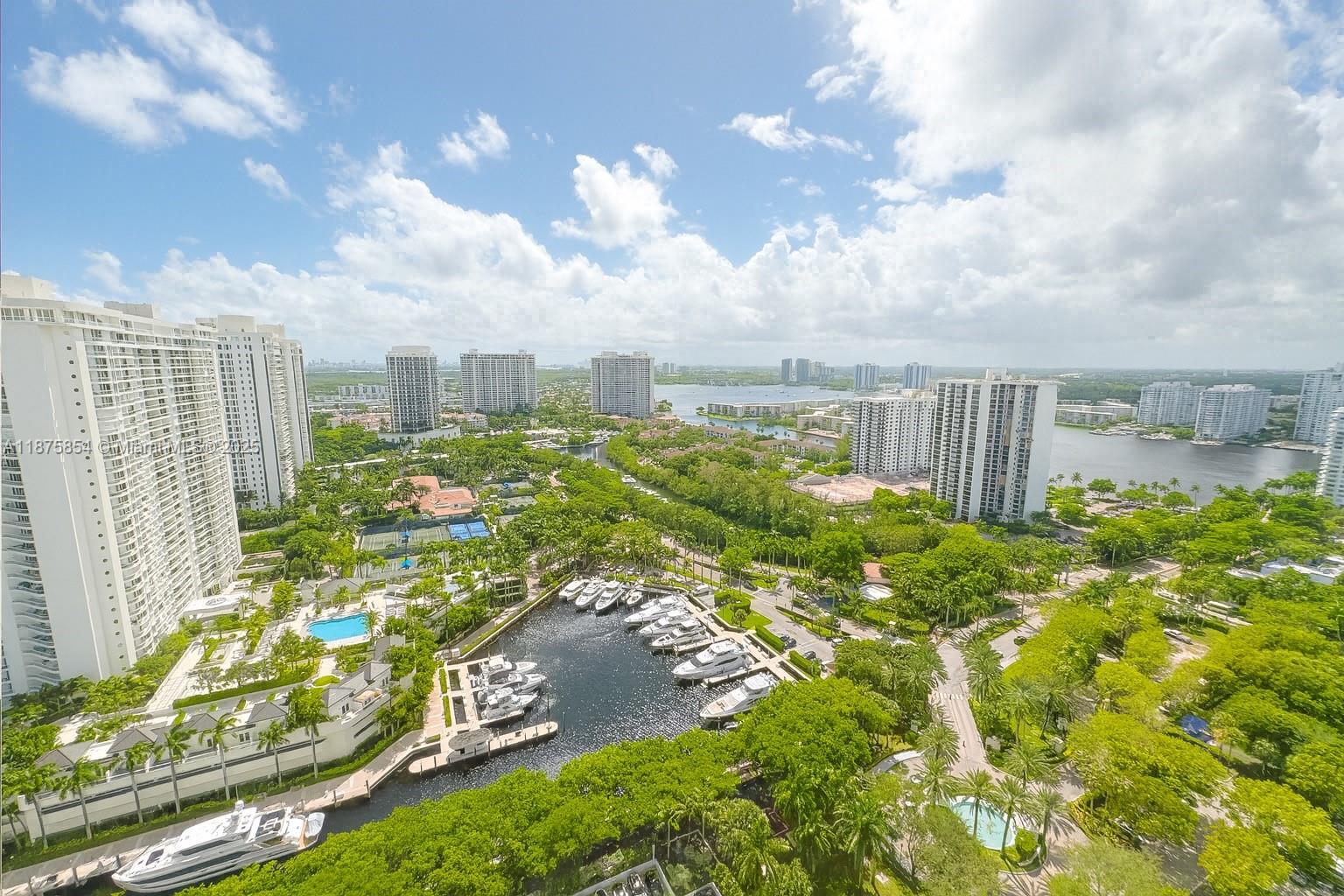 THE PENINSULA II CONDO - Residential