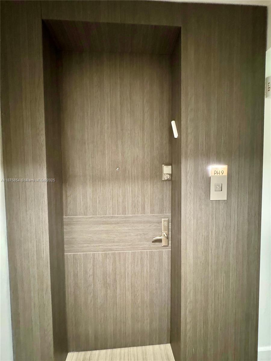 THE PENINSULA II CONDO - Residential