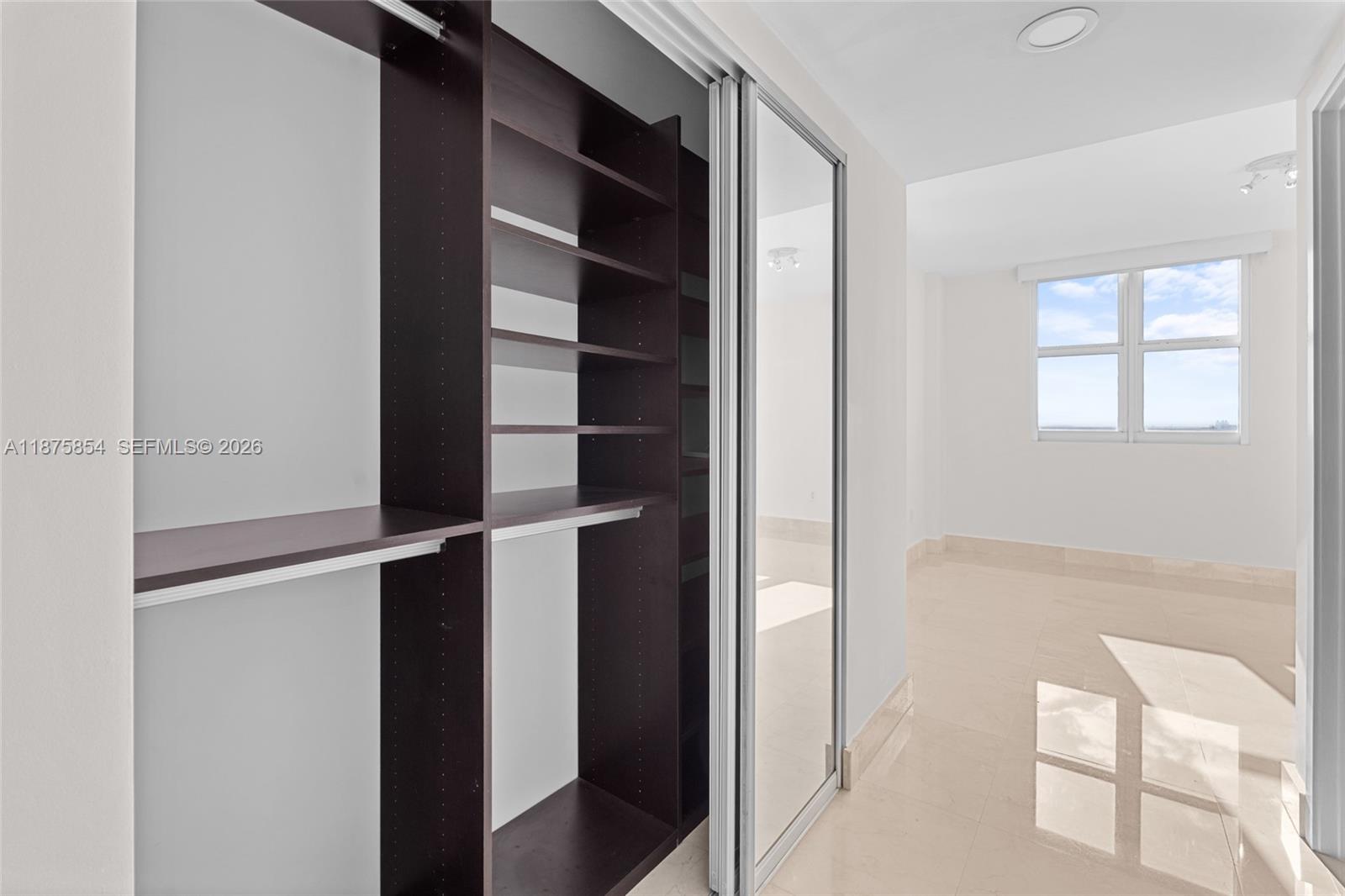 THE PENINSULA II CONDO - Residential