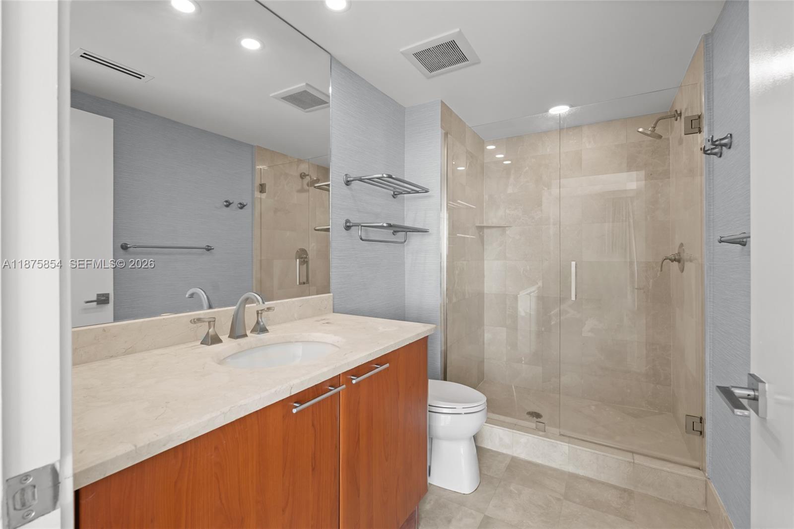 THE PENINSULA II CONDO - Residential