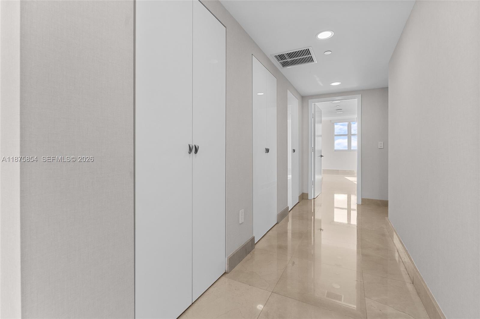 THE PENINSULA II CONDO - Residential