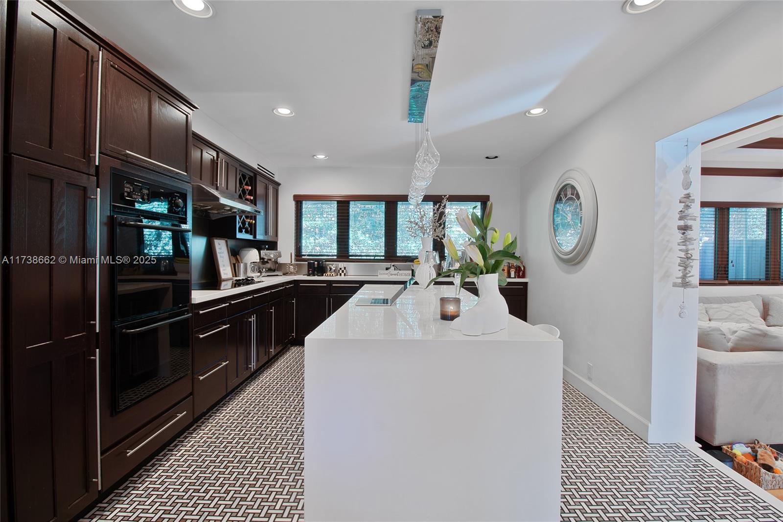 SEA ISLAND - Residential Lease