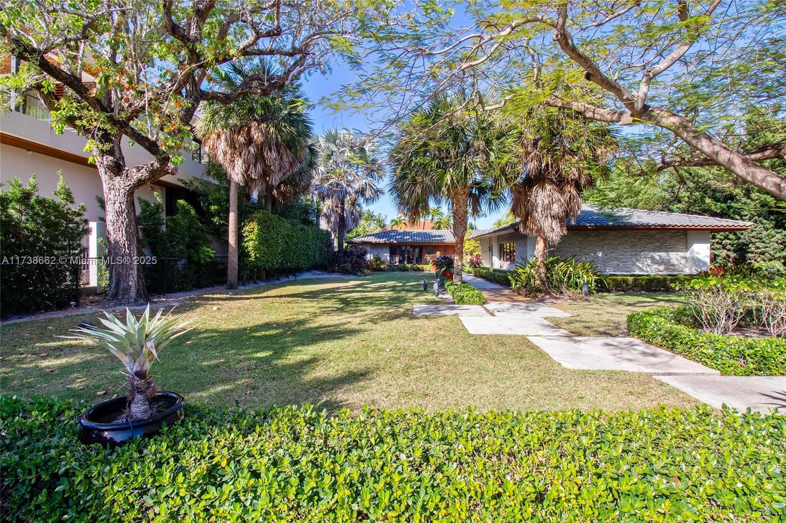 SEA ISLAND - Residential Lease
