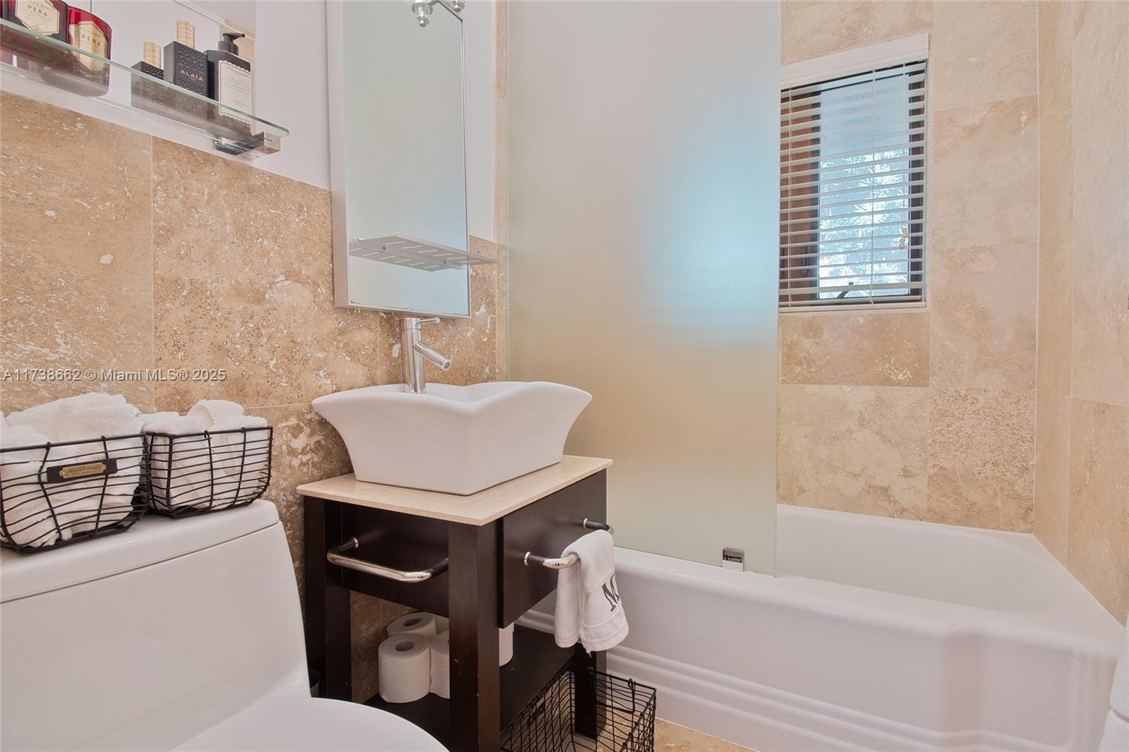 SEA ISLAND - Residential Lease