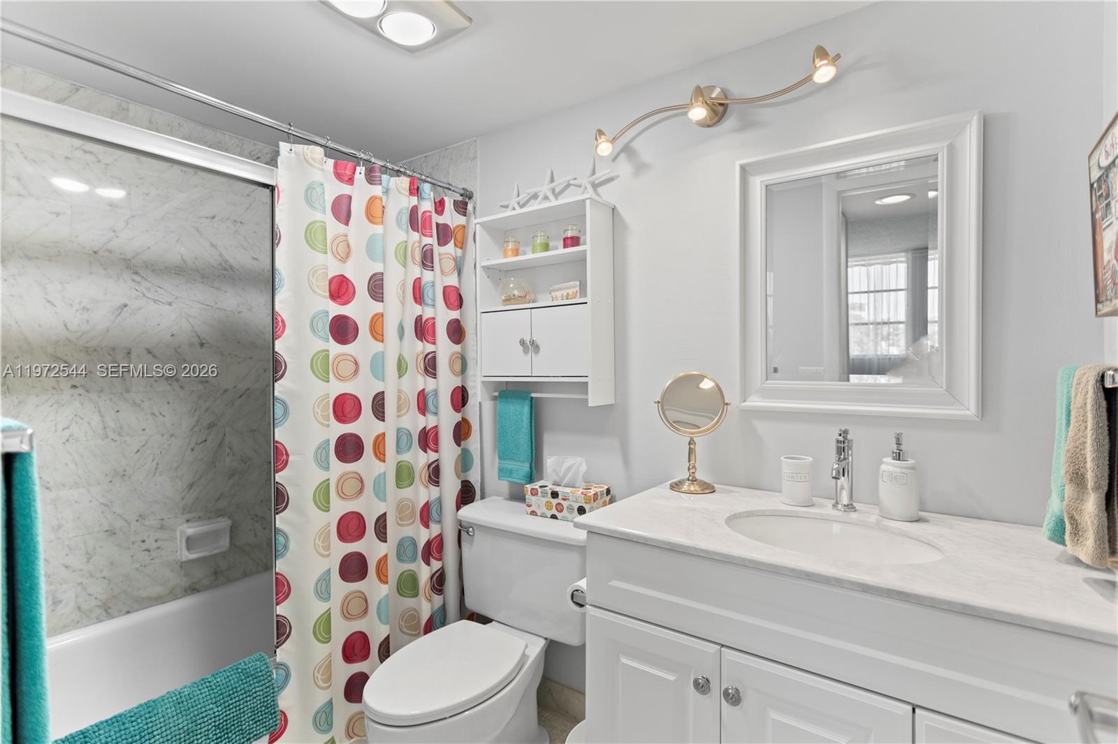 HOLLYBROOK GOLF AND - Residential