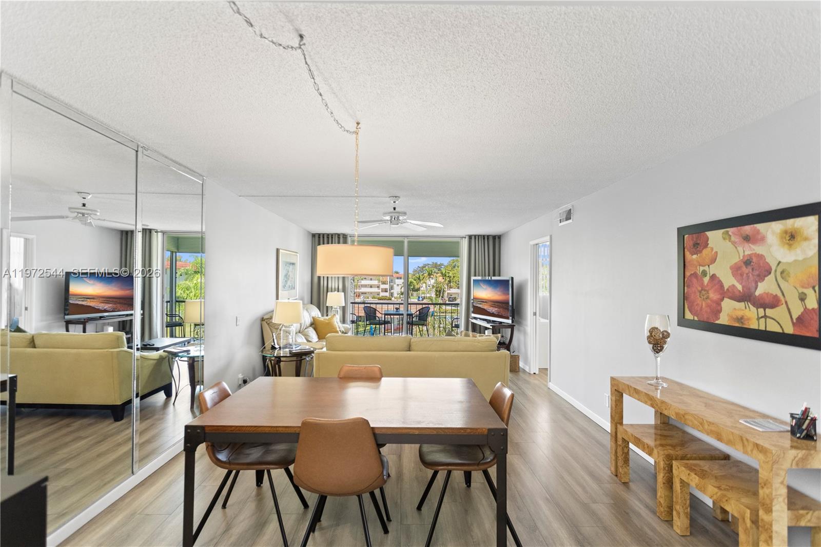 HOLLYBROOK GOLF AND - Residential