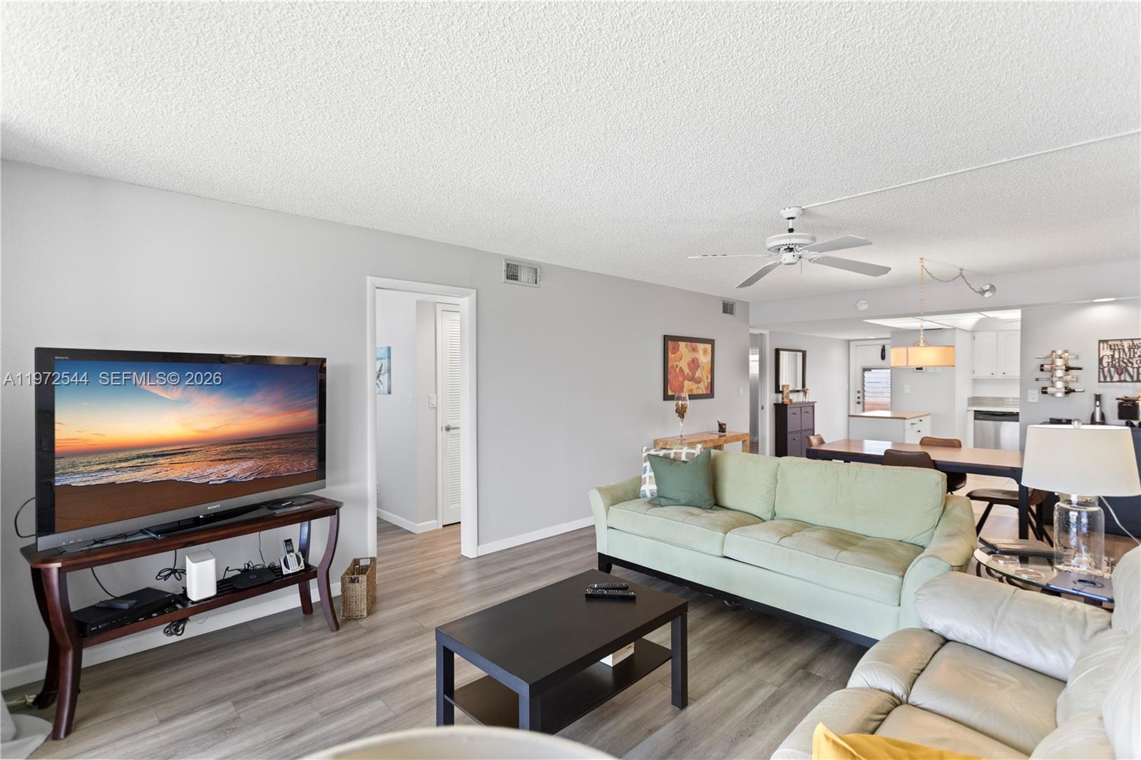 HOLLYBROOK GOLF AND - Residential