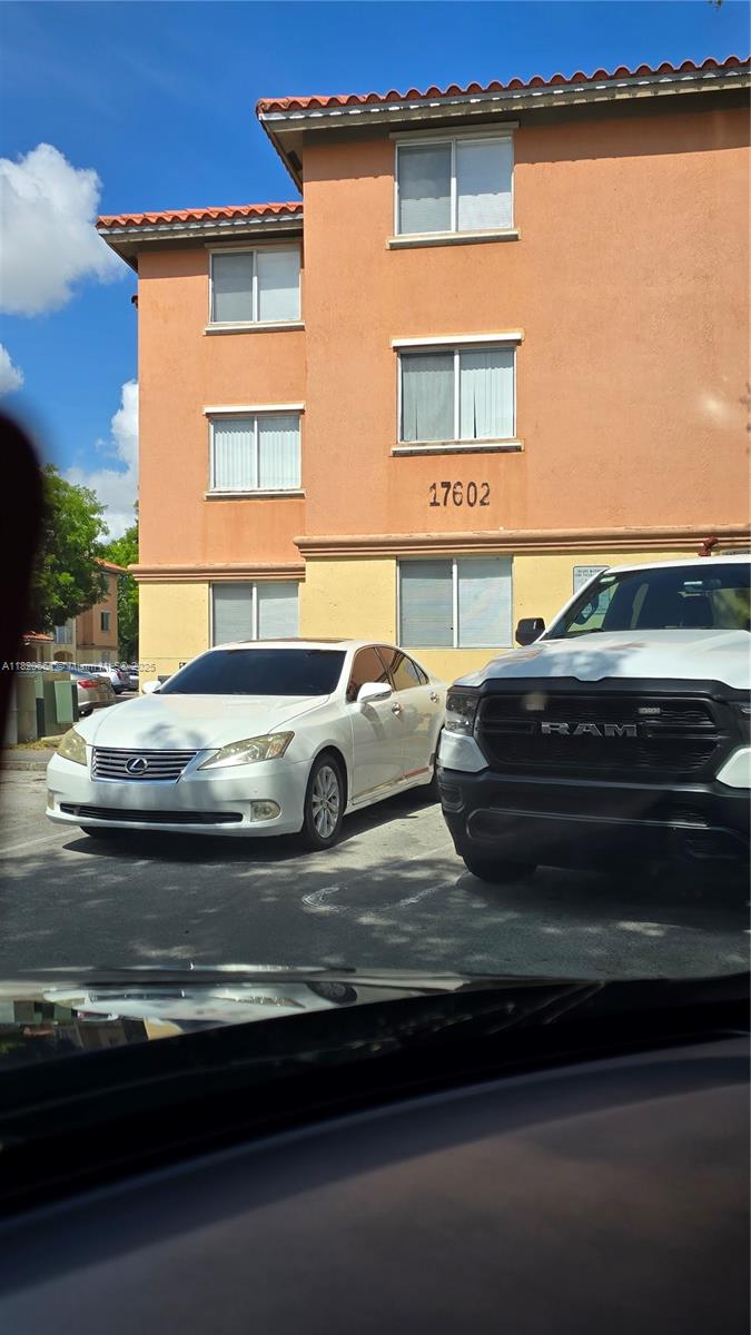 THE OAKS AT MIAMI GARDENS - Residential Lease
