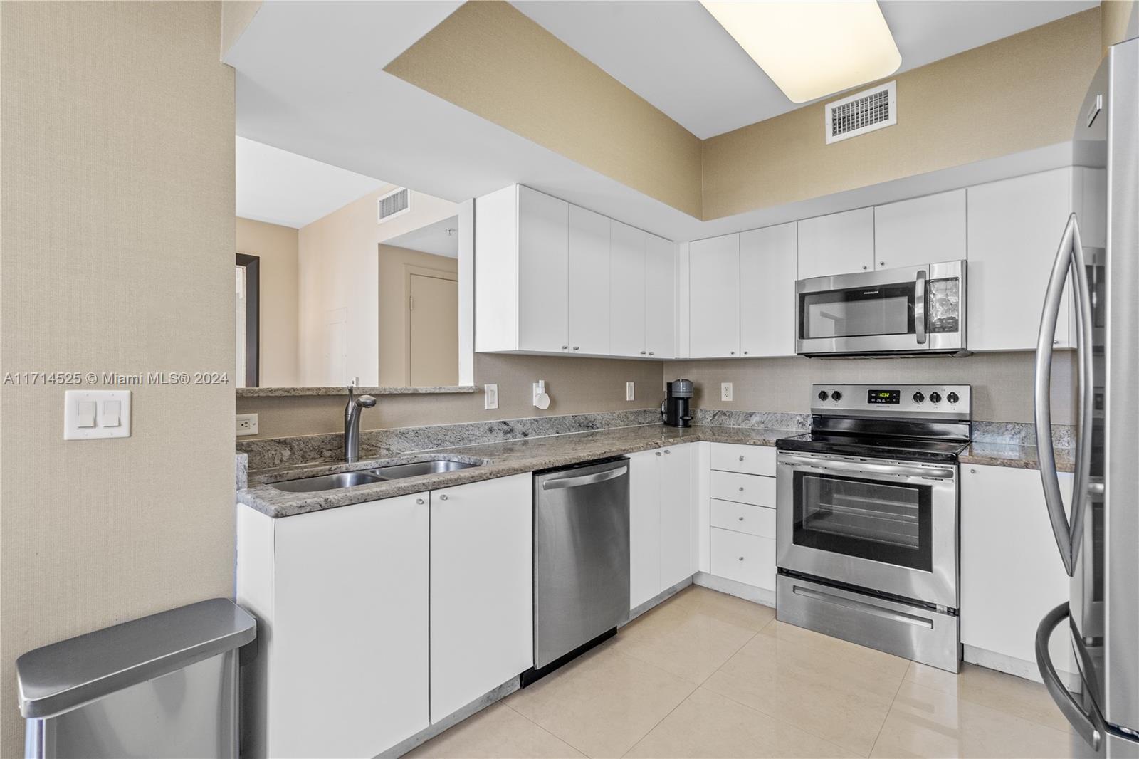 OCEAN POINT BEACH CLUB CO - Residential