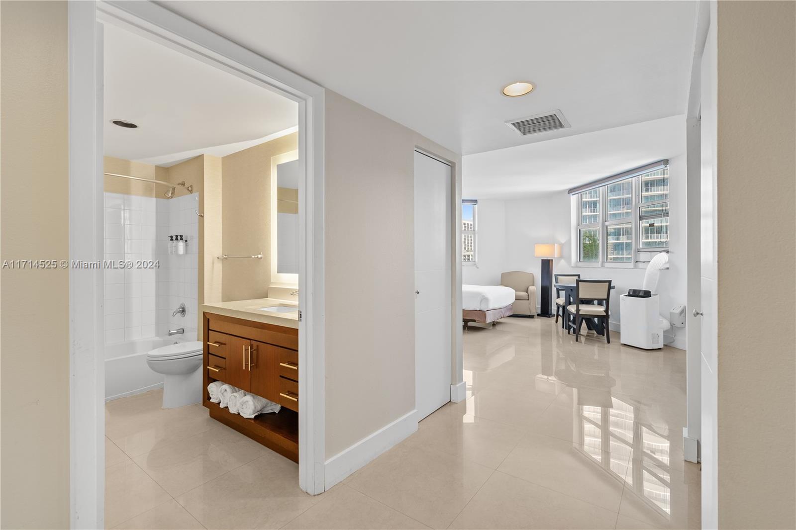 OCEAN POINT BEACH CLUB CO - Residential