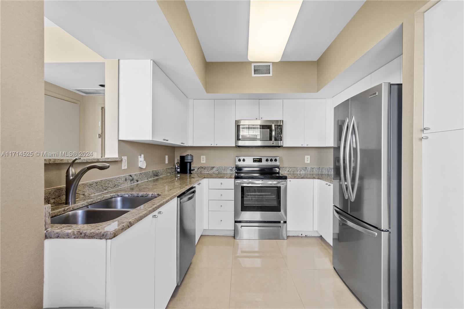 OCEAN POINT BEACH CLUB CO - Residential