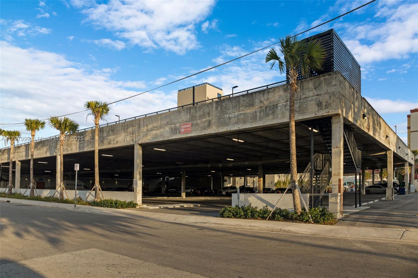 LITTLE RIVER LOFTS - Residential Lease