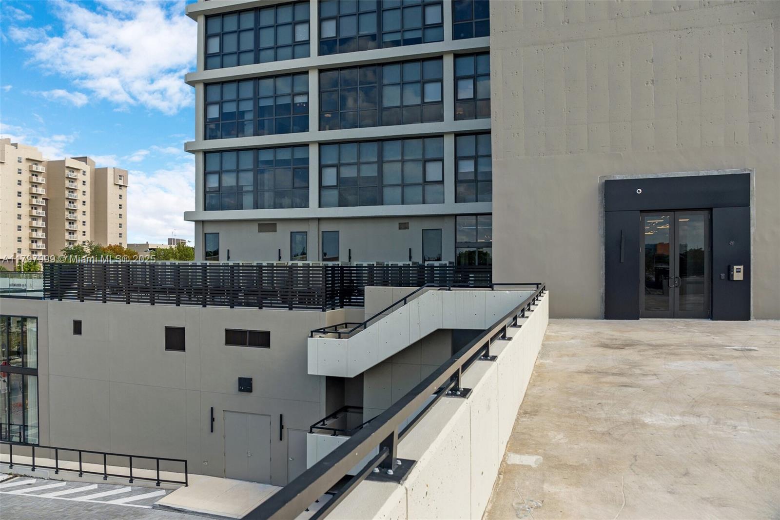 LITTLE RIVER LOFTS - Residential Lease