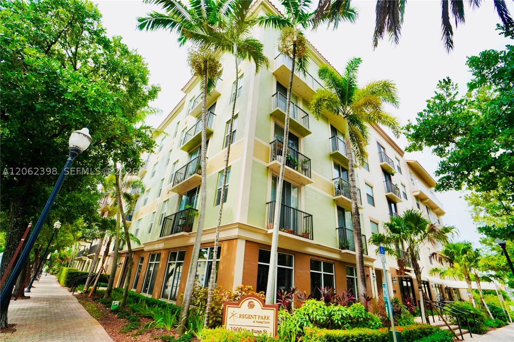 Photo of 1900 Van Buren St #118B, Hollywood, FL 33020 (MLS # A12062398)