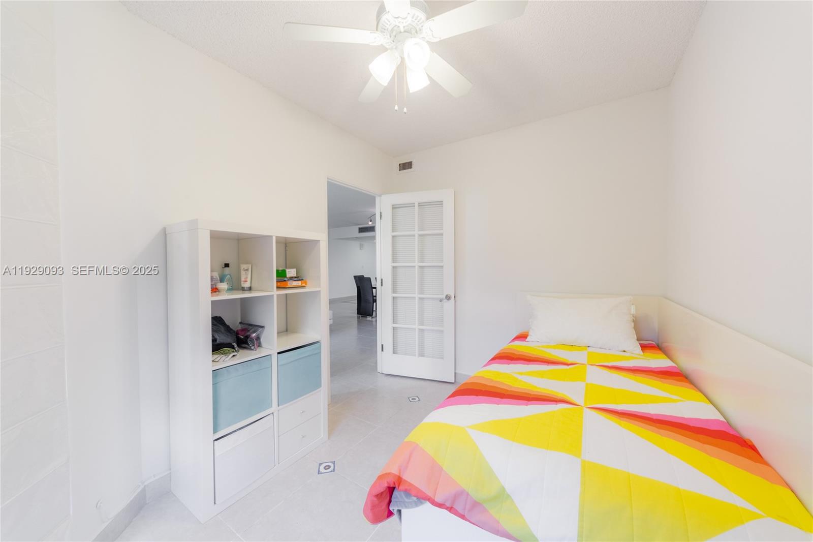 KEY COLONY CONDO #4 - Residential Lease