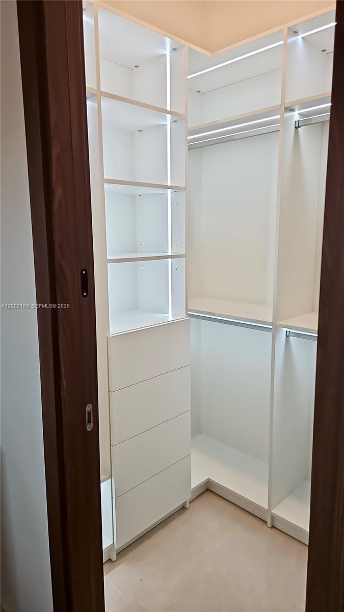 BISCAYNE KEY ESTATES - Residential