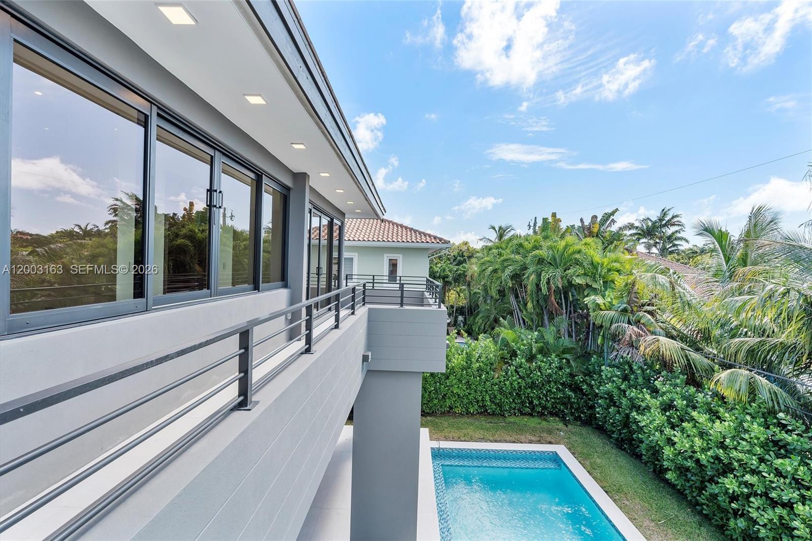 BISCAYNE KEY ESTATES - Residential