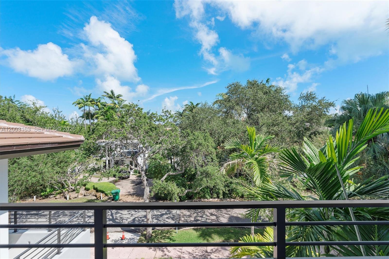 BISCAYNE KEY ESTATES - Residential